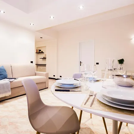 Casaviva - Elegant Bilo With Shared Pool In Nervi *