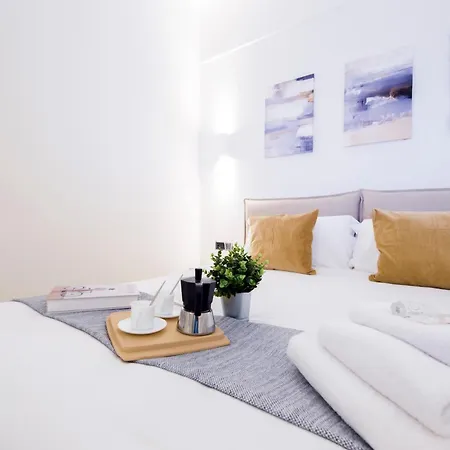 Appartement Casaviva - Elegant Bilo With Shared Pool In Nervi Genua