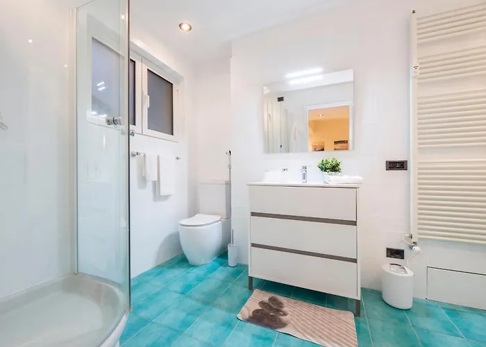 Appartamento Casaviva - Elegant Bilo With Shared Pool In Nervi *