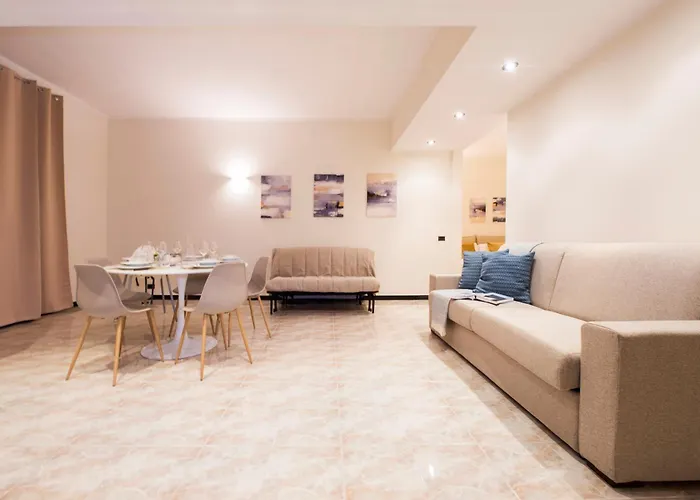 Casaviva - Elegant Bilo With Shared Pool In Nervi * Genova