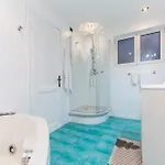 Casaviva - Elegant Bilo With Shared Pool In Nervi 公寓
