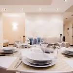 Casaviva - Elegant Bilo With Shared Pool In Nervi 热那亚